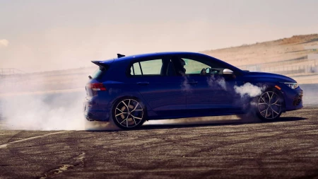Golf R resim