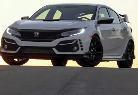 Honda Civic Type R Pist Üzerinde Rekor Kırdı